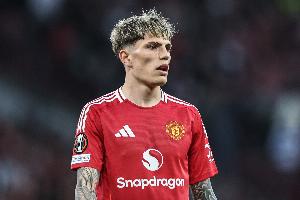 罗马诺：加纳乔转会贝西克塔斯的传闻完全不实，球员想留在英超