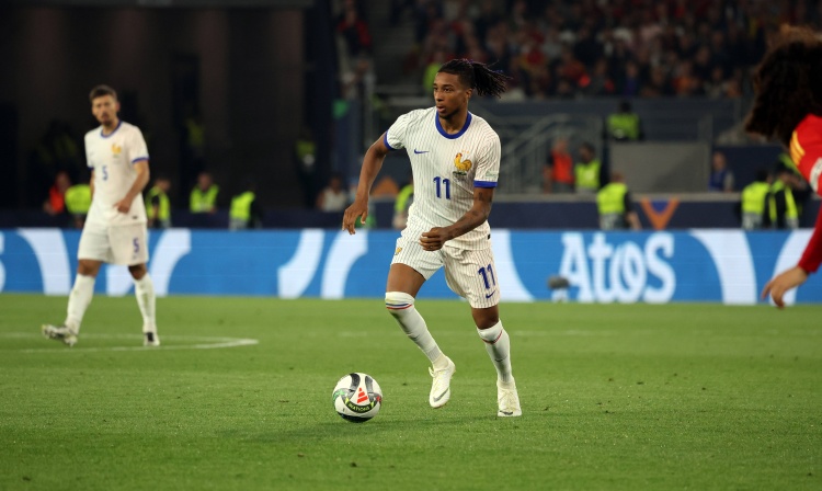 优直播-奥利塞斩获生涯第50球，三球优势领跑法国队2025射手榜