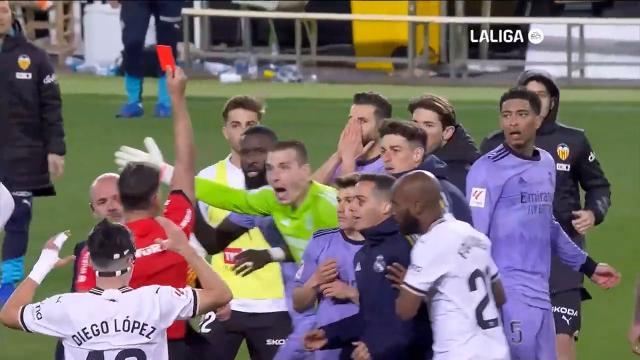 NBA直播-哨压绝杀！贝林99分钟进球被吹，裁判皇马谁是谁非？